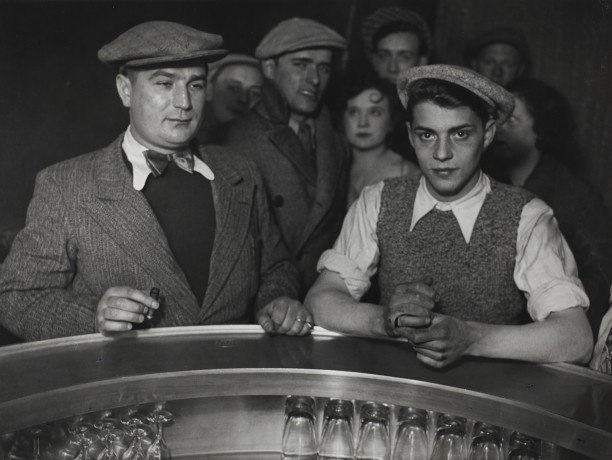 Group of men at the bar of a bistro, Rue de Lappe