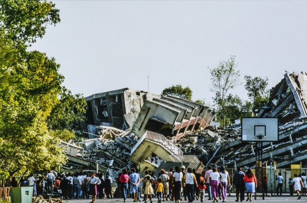 Unidad Habitacional Benito Juárez después del sismo (Arquitectura Colapsada Series)