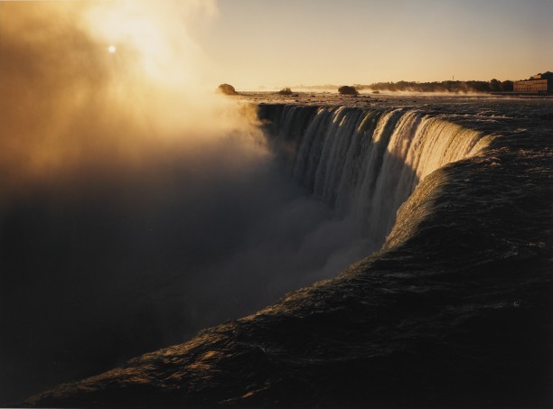 Horseshoe Falls at Sunrise