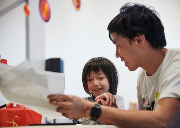 Sunday Studio: Self Help Graphics and Art's Barrio Mobile Art Studio