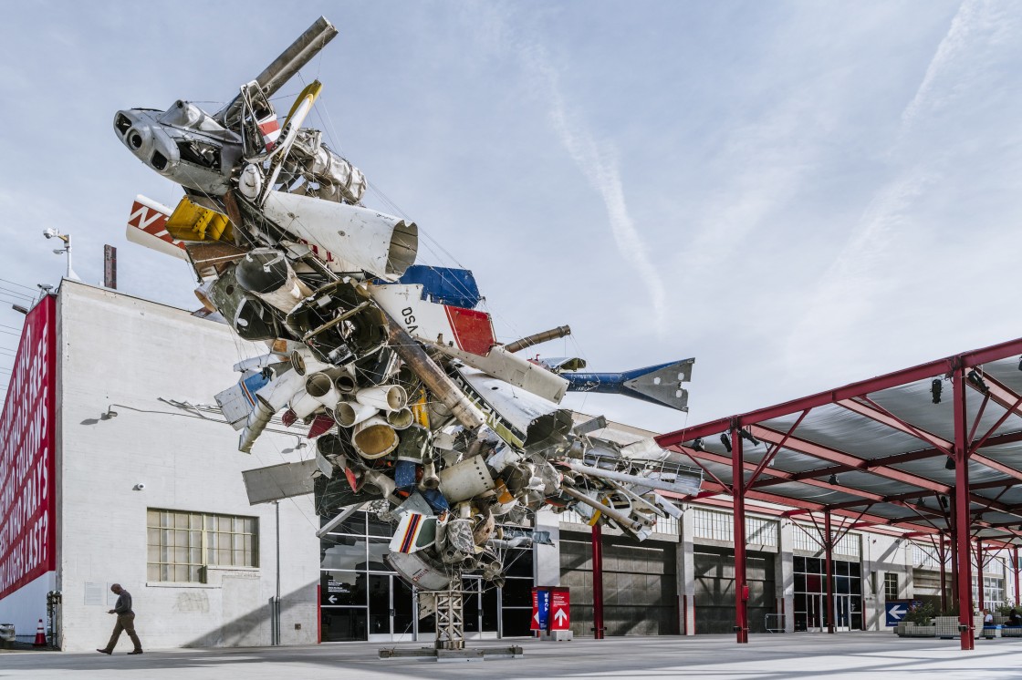 Nancy Rubins, Chas' Stainless Steel, Mark Thompson's Airplane Parts, About 1,000 Pounds of Stainless Steel Wire, and Gagosian's Beverly Hills Space at MOCA (2002)